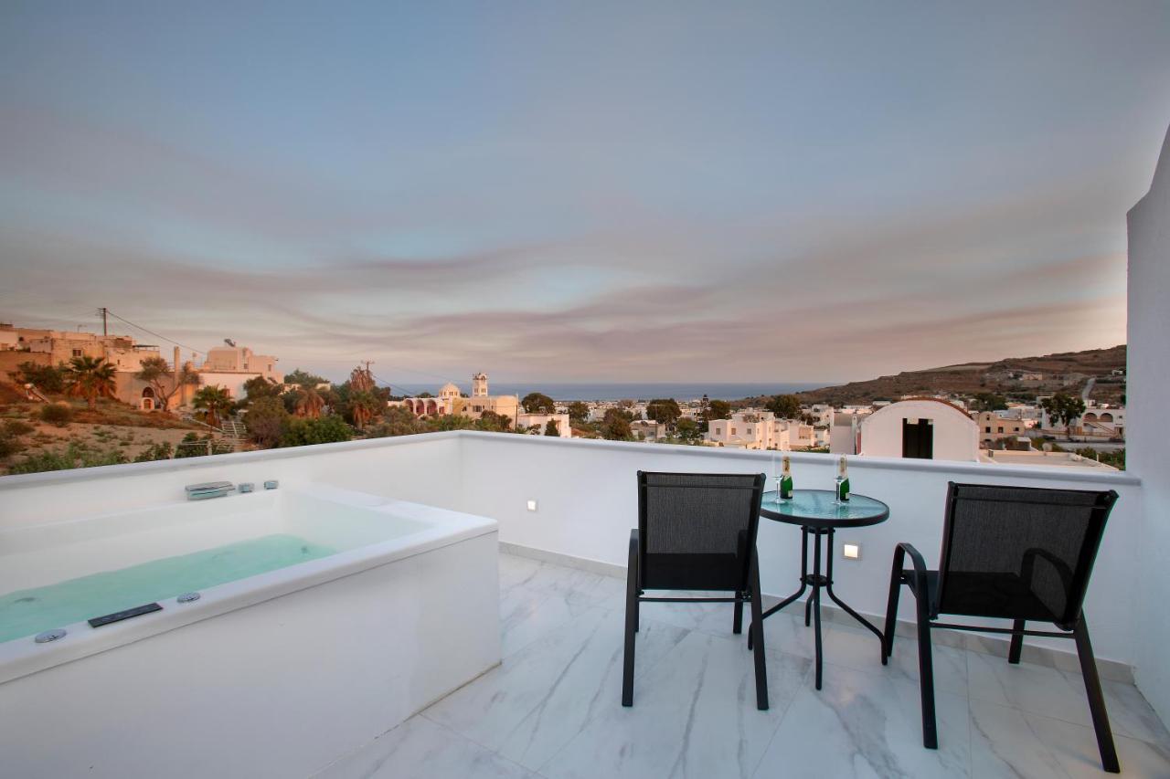 Blackstone Luxury Suites Emporio  Exteriér fotografie