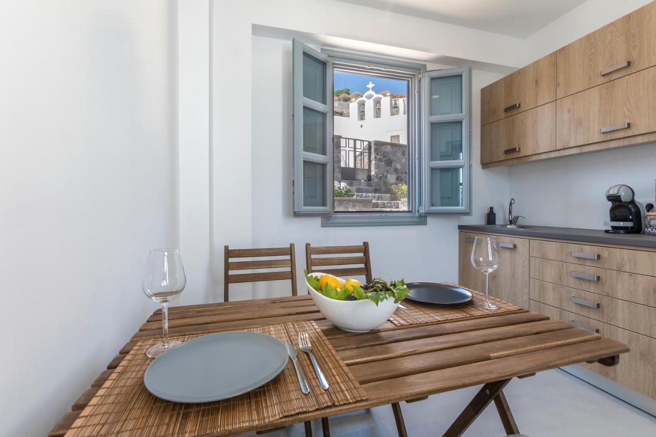 Blackstone Luxury Suites Emporio  Exteriér fotografie