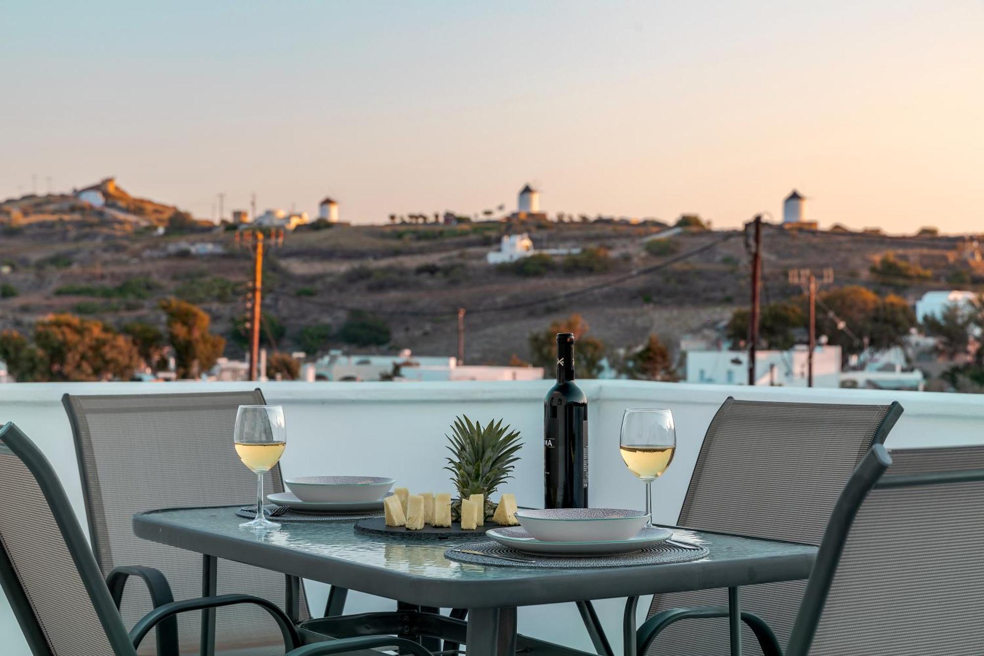 Blackstone Luxury Suites Emporio  Exteriér fotografie