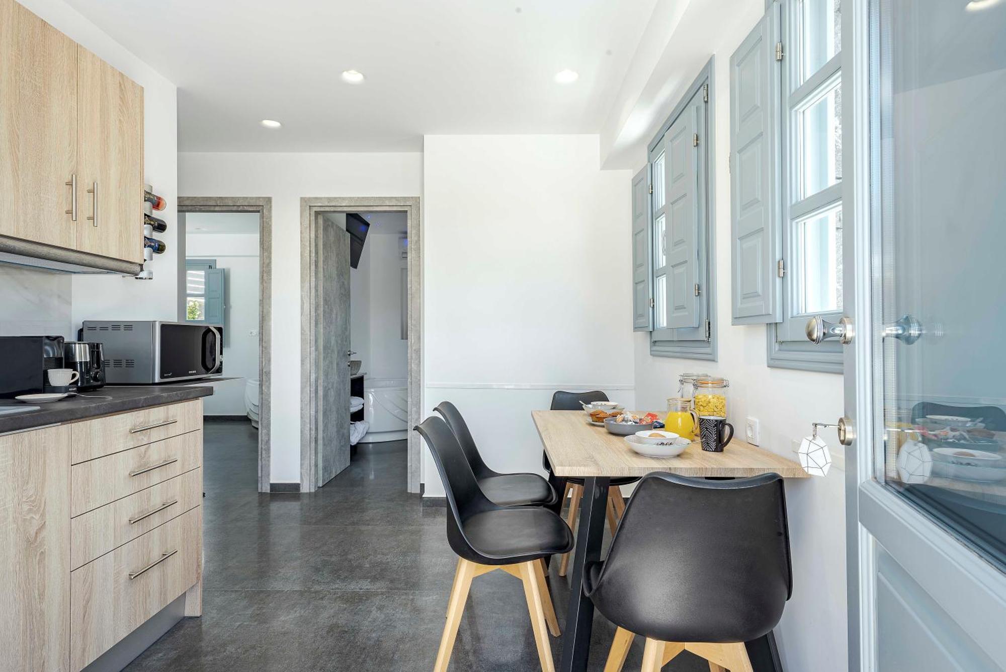 Blackstone Luxury Suites Emporio  Exteriér fotografie