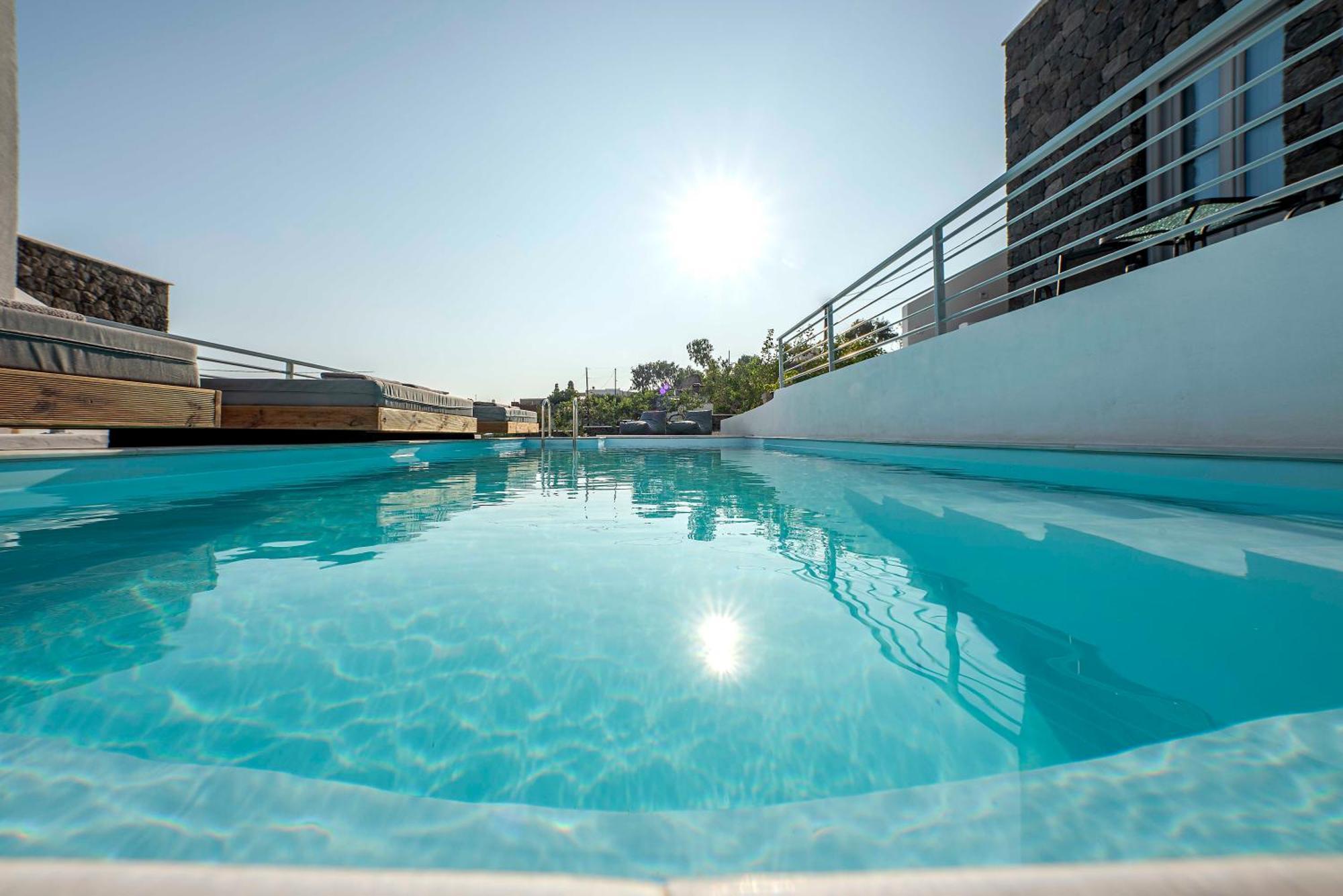 Blackstone Luxury Suites Emporio  Exteriér fotografie