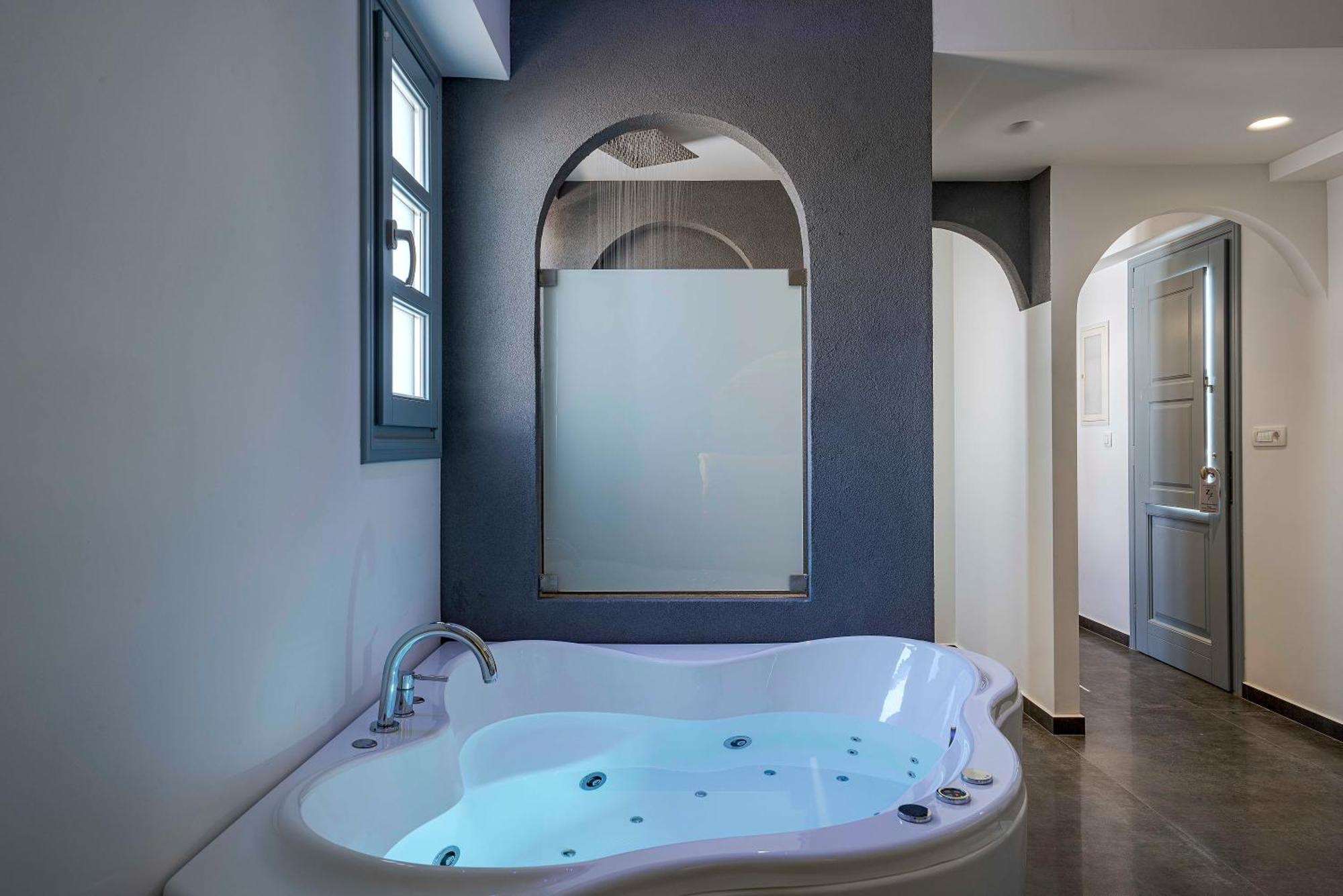 Blackstone Luxury Suites Emporio  Pokoj fotografie