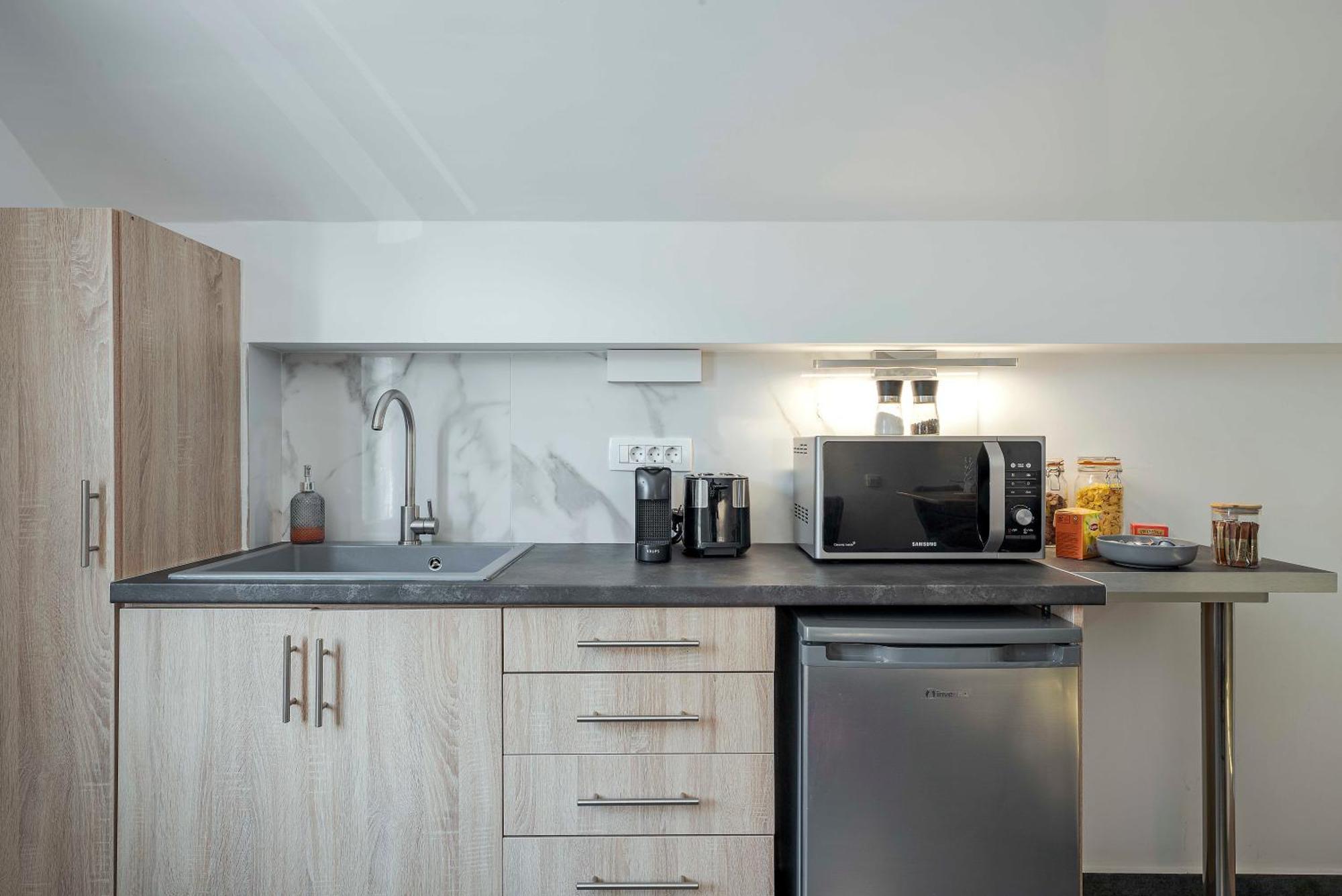 Blackstone Luxury Suites Emporio  Pokoj fotografie